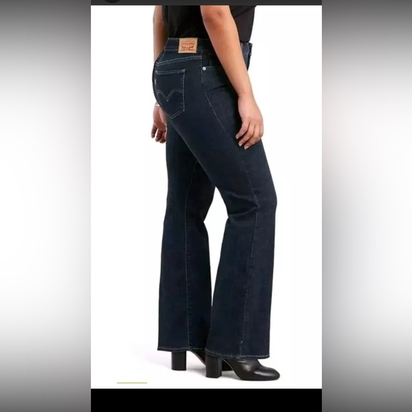 Levi's Women's Classic Bootcut Mid Rise Jeans Sz 22W Dark Blue NEW - Picture 3 of 11